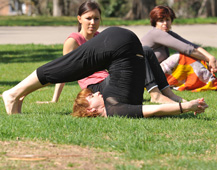 Cours de yoga au parc Jourdan à Aix en Provence